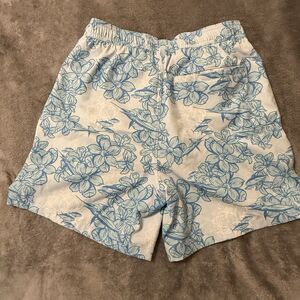 Huk Fishing Shorts Mens S Performance Swim Trunks Breathable Floral Pattern